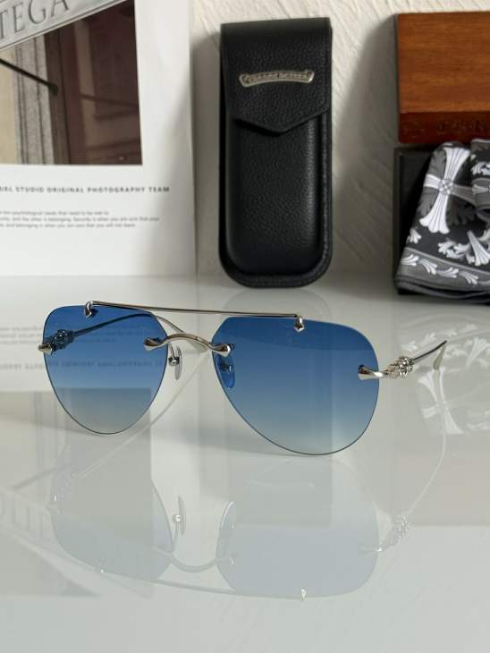 Picture of Chrome Hearts Sunglasses _SKUfw73585648fw
